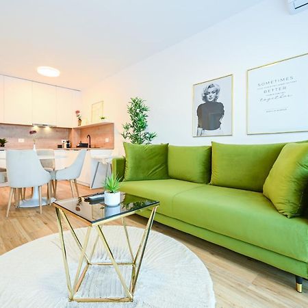 Km Flats Apartment ออราแด ภายนอก รูปภาพ