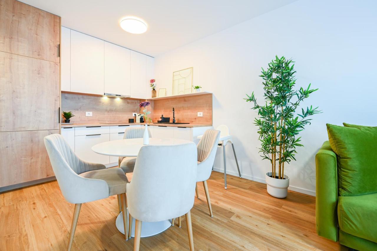 Km Flats Apartment ออราแด ภายนอก รูปภาพ