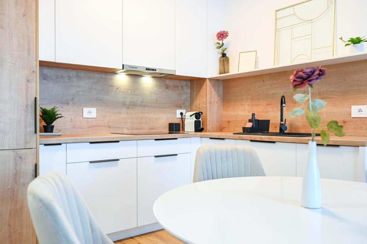 Km Flats Apartment ออราแด ภายนอก รูปภาพ