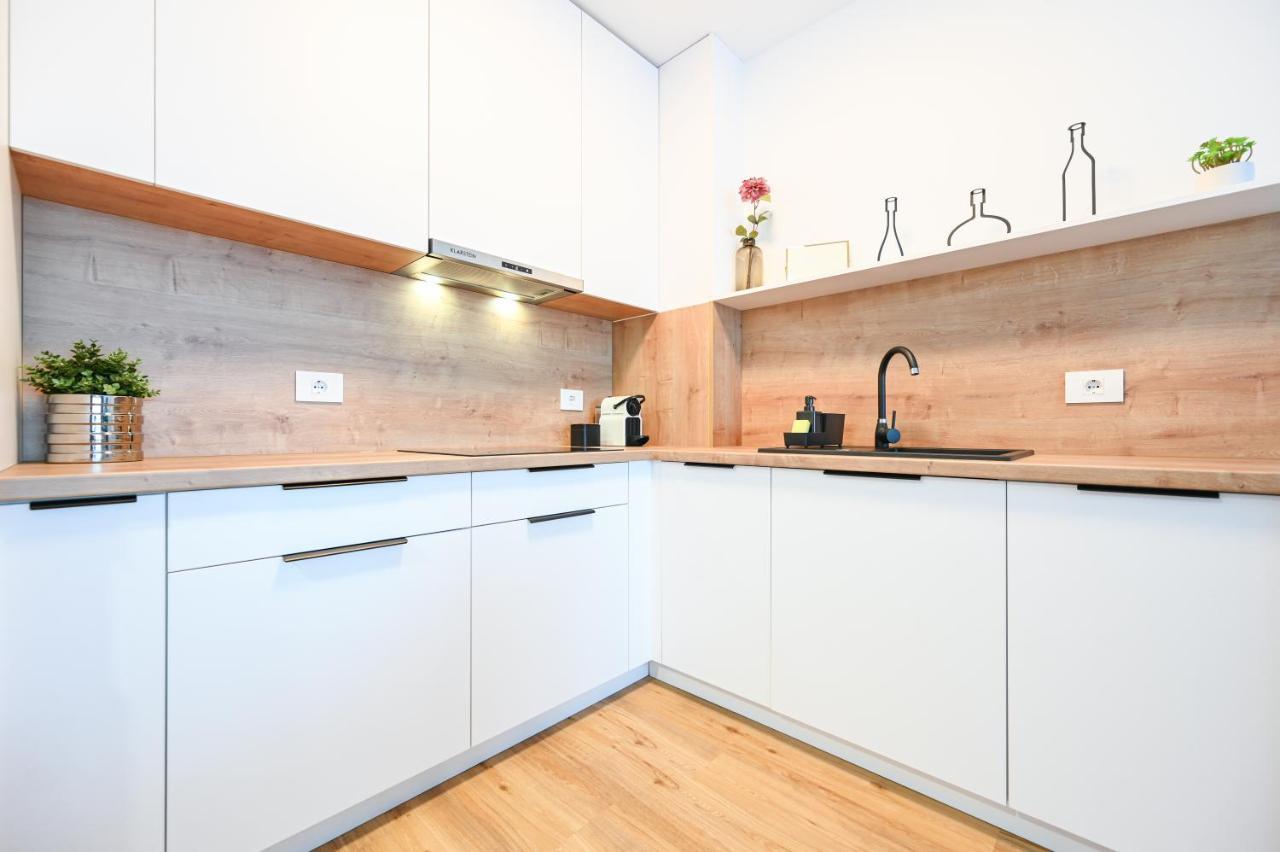 Km Flats Apartment ออราแด ภายนอก รูปภาพ